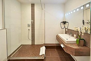 IMG-20170624-WA0003